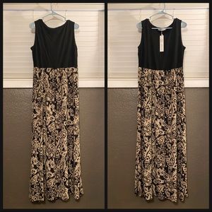 Aphratti Maxi Dress (NWT)
